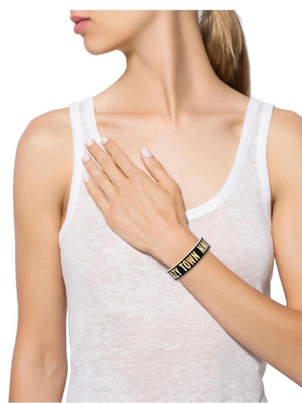 kate spade black and gold 'CRAZY TOWN' enamel logo bangle - Picture 2 of 6